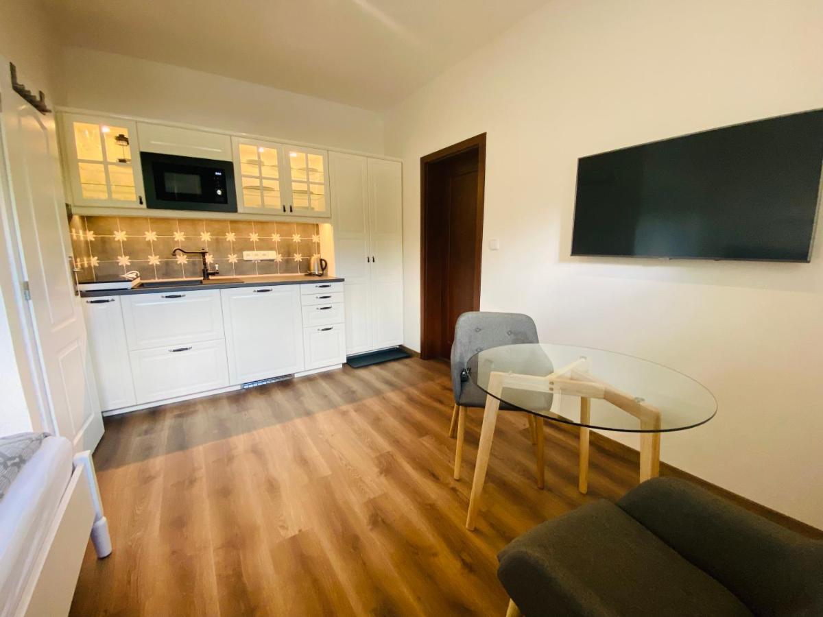 Apartmány V uličce Frymburk Exterior foto