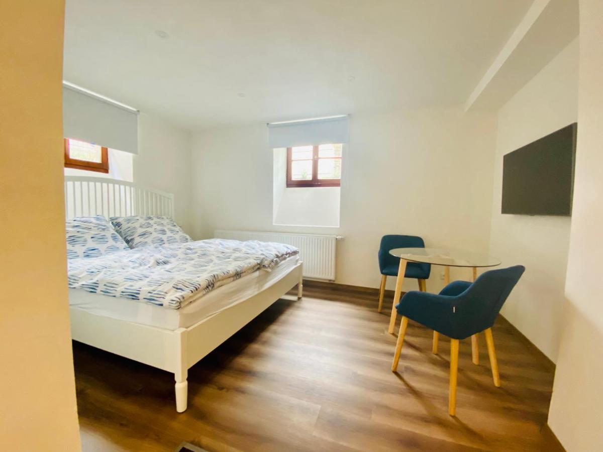 Apartmány V uličce Frymburk Exterior foto