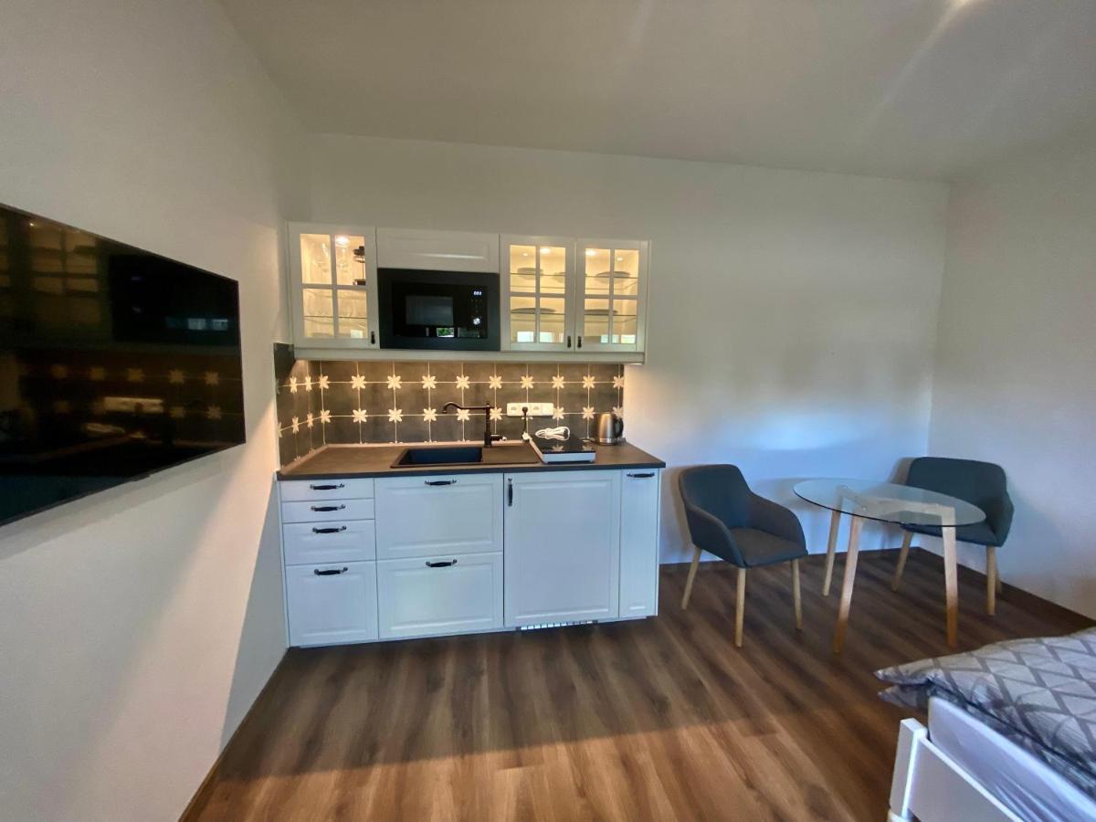Apartmány V uličce Frymburk Exterior foto