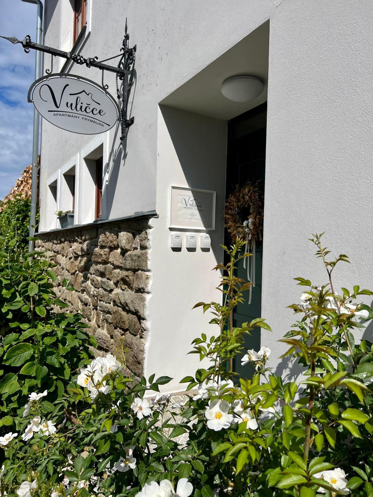 Apartmány V uličce Frymburk Exterior foto